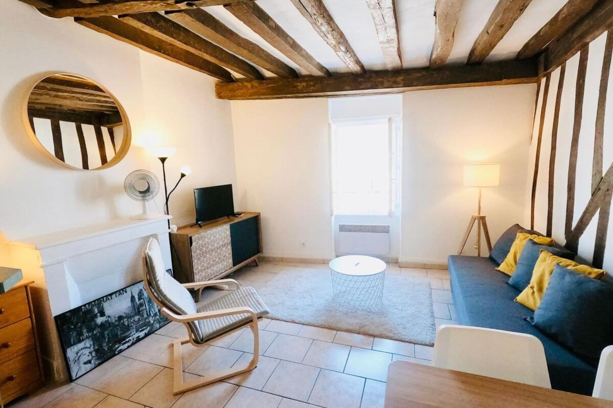 Fontainebleau Rue Grande - Chez Alexis Apartment Exterior foto